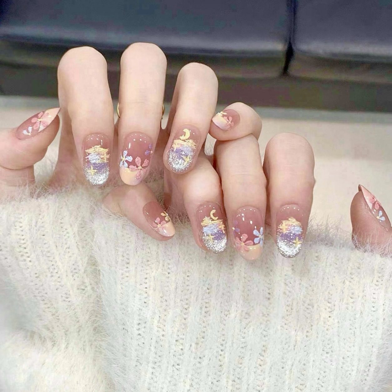 【油画情诗】爆款鸟语花香腮红猫眼法式显白纯手工美甲穿戴甲短款 - 图0