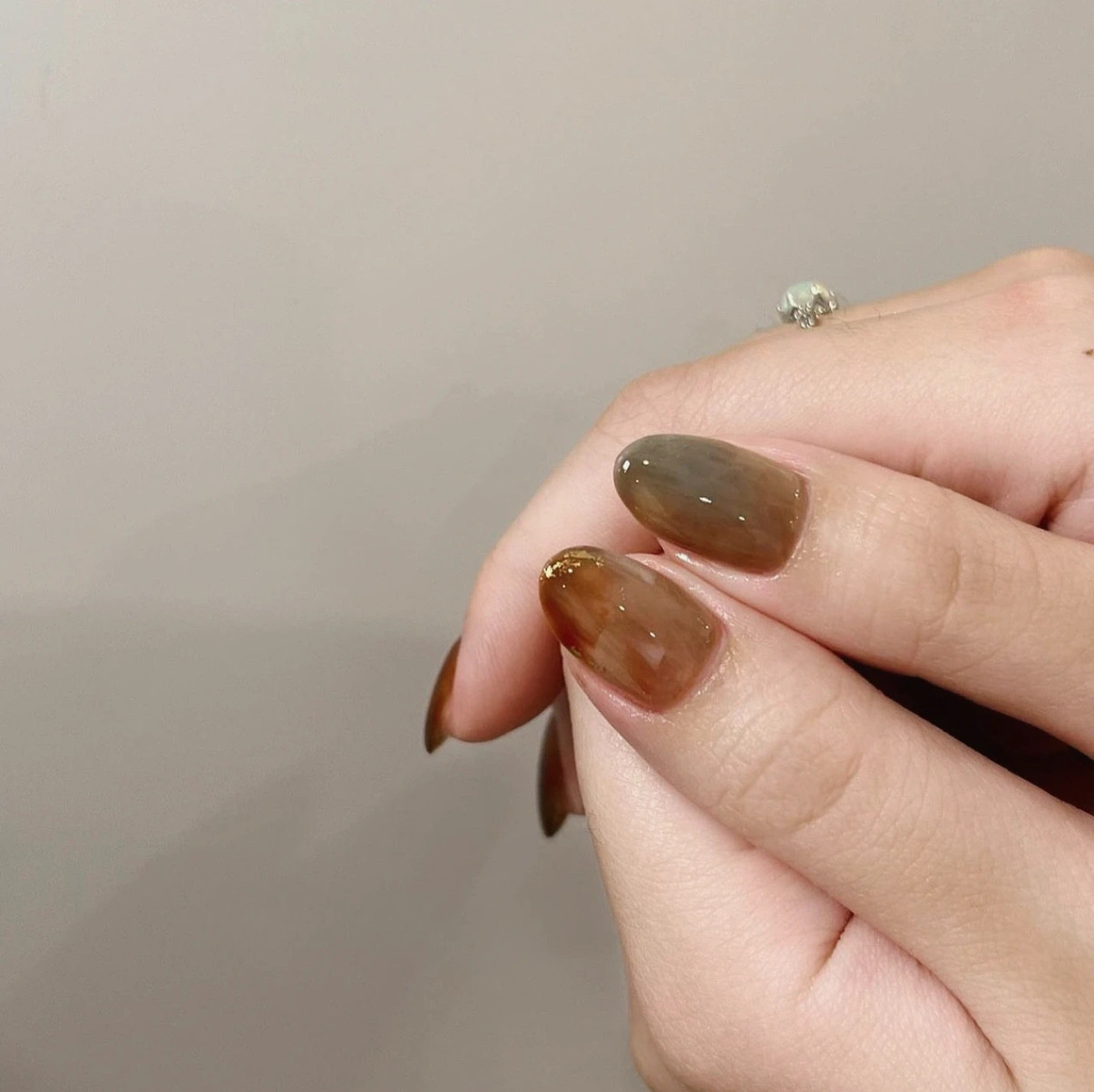 【瑶池仙境】复古琥珀晕染渐变纯手工穿戴甲短款秋冬光疗指甲贴片,淘宝优惠券,粉丝福利购,淘宝优惠卷