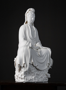 陶瓷摆件正坐念珠观音佛像