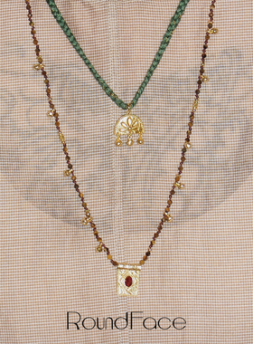 RoundFace卷轴系列红⾊⽴体镶⽯项链复古⼿⼯礼物