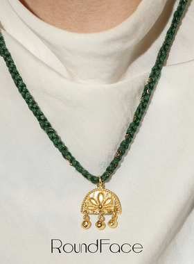 RoundFace2026新款原创编织复古绿色项链金色浮雕女款送礼物