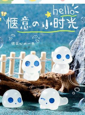 夜光外星人幽灵迷你发光小精灵玩偶桌面装饰生日礼物