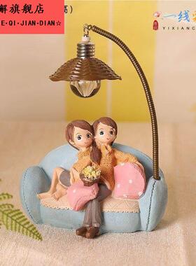 礼物陶瓷装饰品家居人物卡通小摆件陶瓷娃娃小摆件男女白瓷一对客