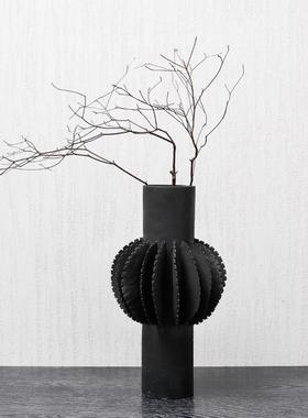 现代简约黑白陶瓷干插花器客厅电视柜餐桌装饰摆件砖红色百叶花瓶
