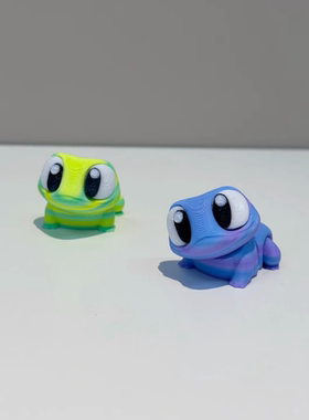 可爱萌物守宫蛙桌面摆件关节可动