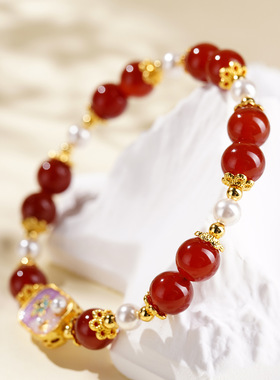 天然红玛瑙贝珠手链时尚小众轻奢原创国潮本命年女士红色手串