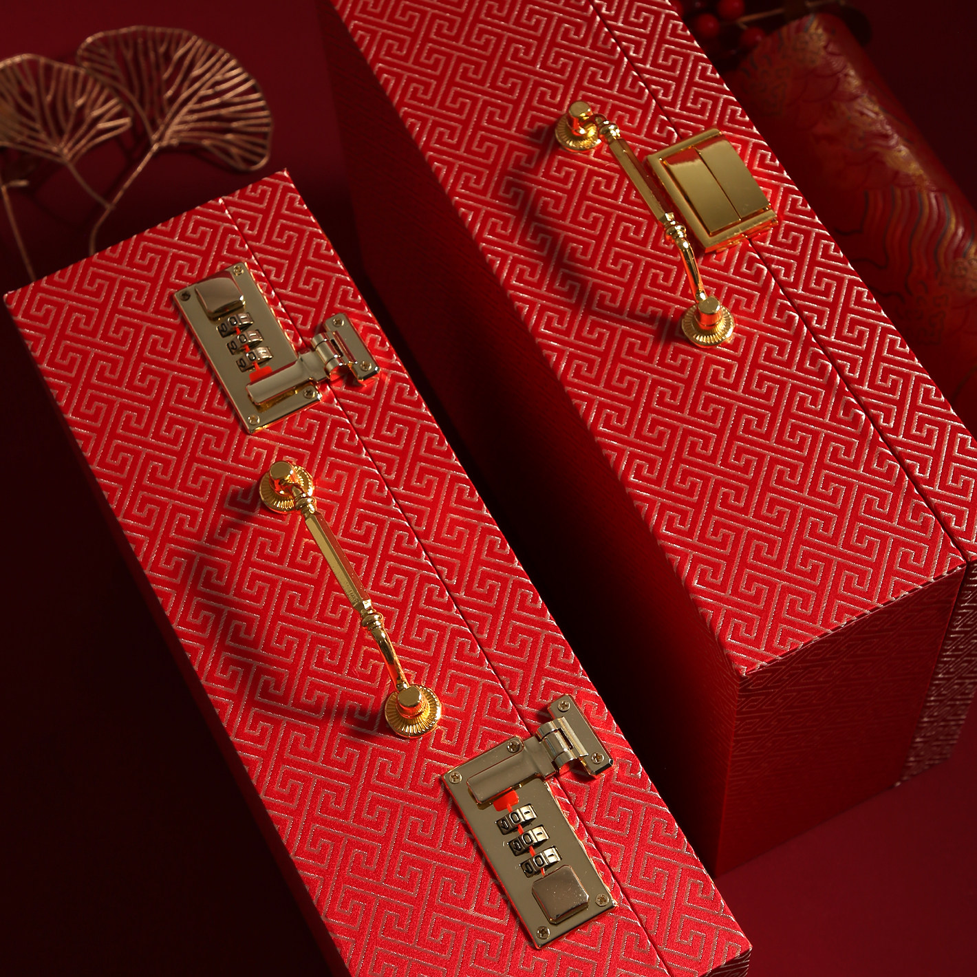 订婚彩礼现金礼盒高档密码锁聘金提亲结婚婚礼礼金箱20万彩礼箱,淘宝优惠券,粉丝福利购,淘宝优惠卷