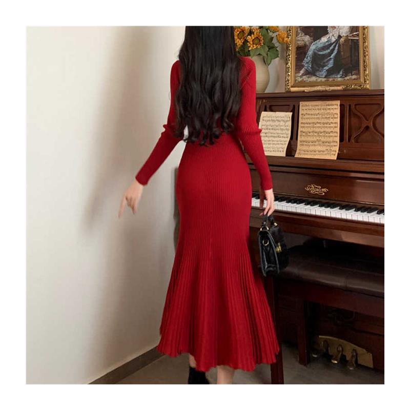 裙子修身大码内搭新毛衣气质长裙战袍打底针织连衣裙女红色秋冬年