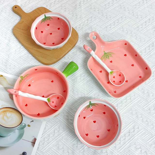 Strawberry bowl plate tableware Chinese household combination pink girl heart underglaze colored rice bowl instant noodles bowl baking