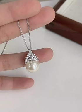 莫桑石轻奢冰雪皇后珍珠项链