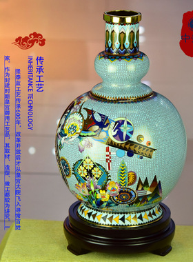北京张同禄景泰蓝18寸民族大团结