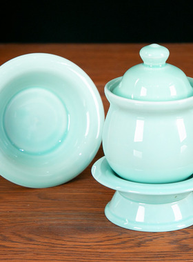 龙泉釉青瓷带盖供佛供桌水杯