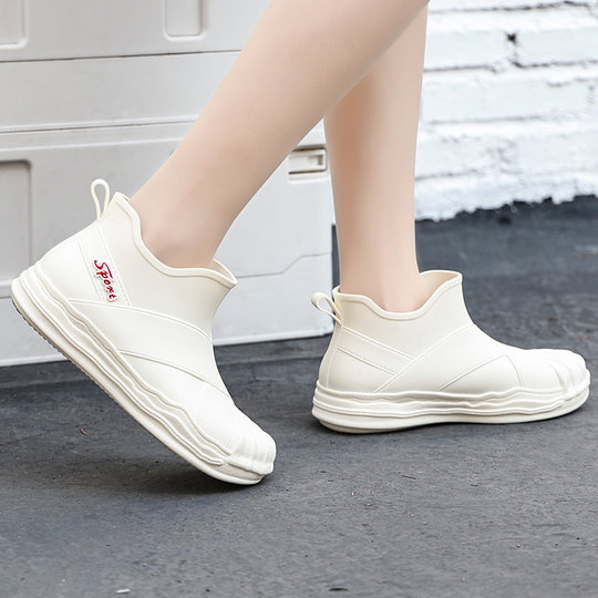 Japanese style rain boots for women, fashionable outer wear, ladies rubber shoes, short tube