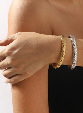 ZB0381小众轻奢浮雕星月图案镶嵌