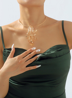 N11271欧美性感几何花卉吊坠项圈