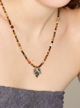 LAZYCIRCLES虎眼石混石枫叶项链