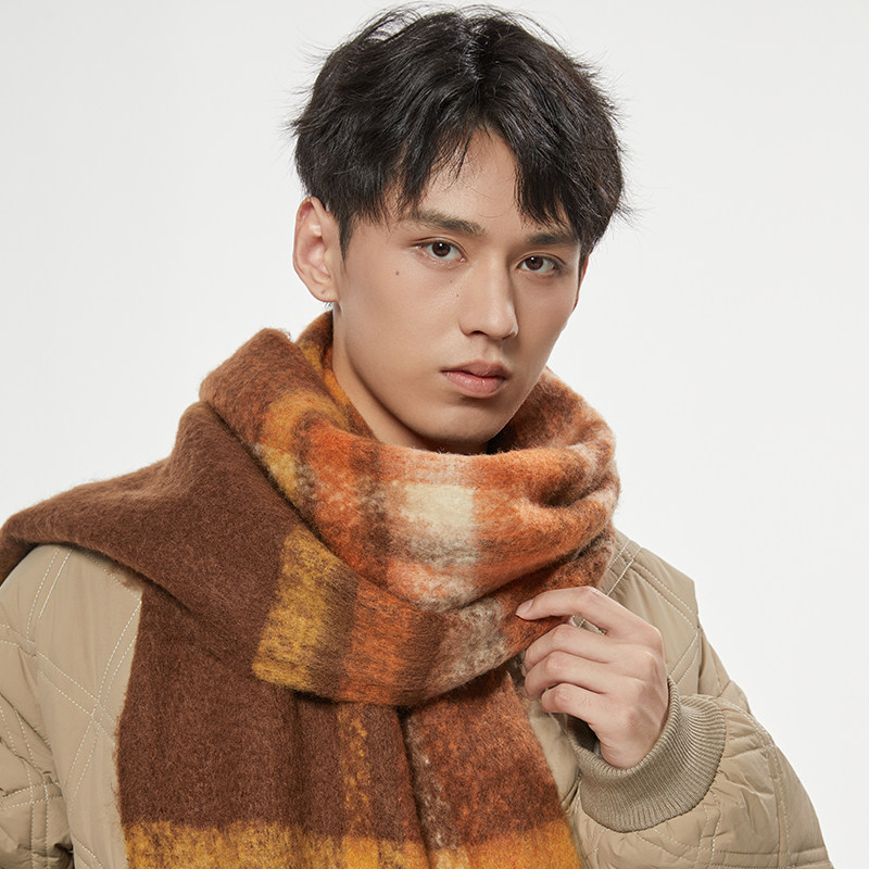  鸿星尔克鹏景围巾/丝巾/披肩