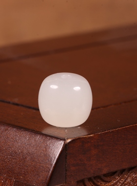 正宗新疆和田玉籽料多宝手串配珠