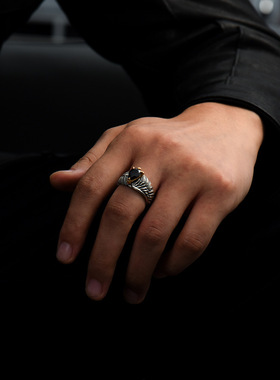 日本coss koko复古飞鹰翅膀银戒指男生潮设计感小众羽毛个性百搭