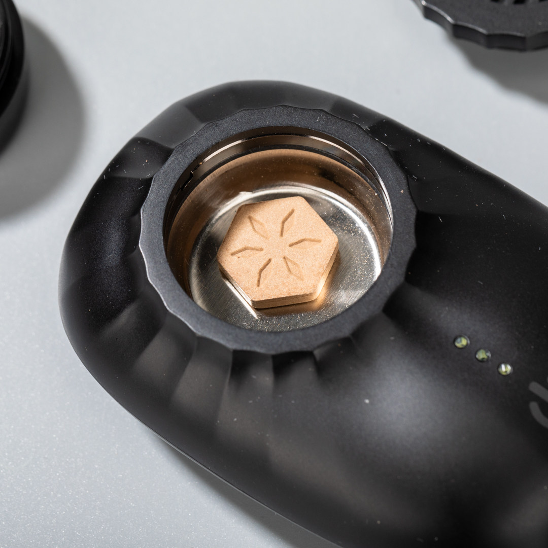 【车载熏香器】小树臻选熏香神器车载熏香器 送芽庄红土车载片5片,淘宝优惠券,粉丝福利购,淘宝优惠卷