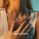 Amber Loli temperament and high-end pearl necklace