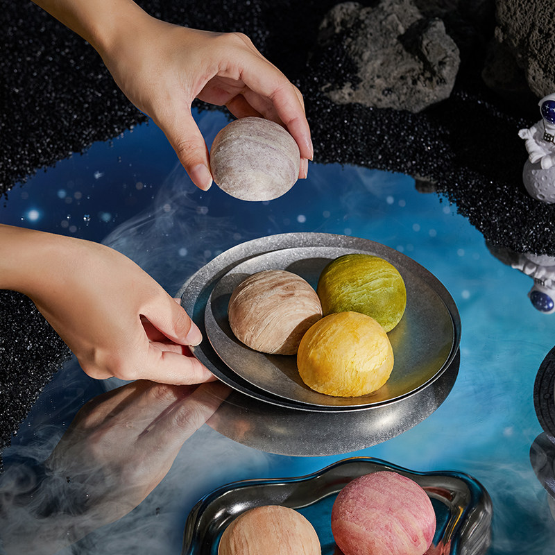 立家中秋节奶黄流心蛋黄酥礼盒装网红星球酥糕点心休闲小吃零食