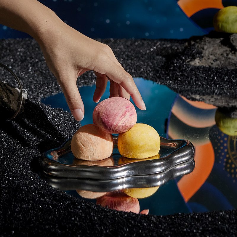 立家中秋节奶黄流心蛋黄酥礼盒装网红星球酥糕点心休闲小吃零食