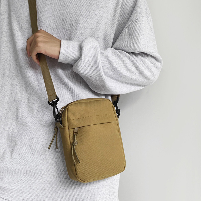 日系ins潮牌男士斜挎包简约休闲新款单肩包女时尚潮流小挎包背包,淘宝优惠券,粉丝福利购,淘宝优惠卷