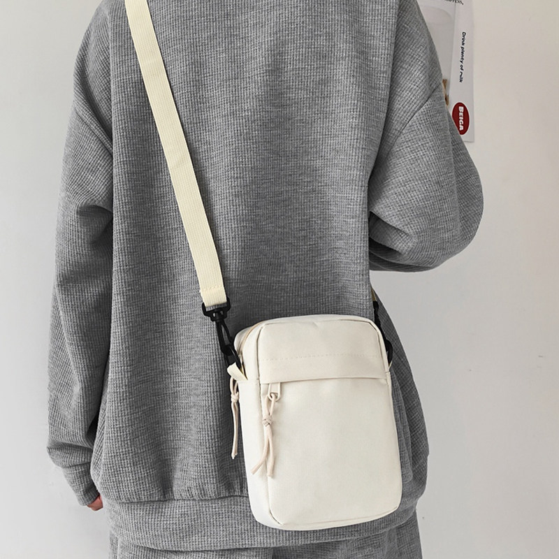 日系ins潮牌男士斜挎包简约休闲新款单肩包女时尚潮流小挎包背包,淘宝优惠券,粉丝福利购,淘宝优惠卷