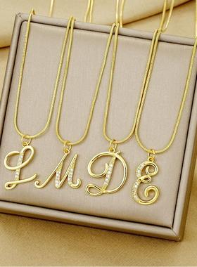 26 English letter necklace 26英文字母项炼铜镶锆石蛇炼锁骨炼