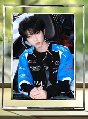 TF家族四代张桂源水晶玻璃摆台