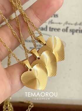 张思捷jaden同款爱心项链复古法式心形轻奢高级感锁骨链