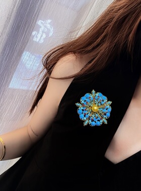 新中式中国风松石花朵淡水金珠胸针轻奢高级感大衣旗袍配饰胸花