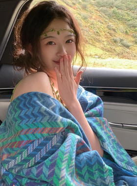 民族风披肩女百搭披风斗篷大西北新疆西藏旅游穿搭绿色仿羊绒外搭