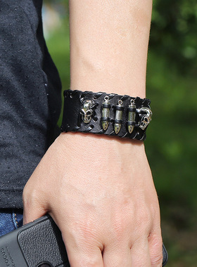 欧美朋克风牛皮手链个性潮男机车饰品骷髅头真皮手链跨境电商货源