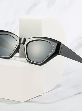 英国moleubak新款猫眼太阳镜 欧美个性菱角ins眼镜 摩登复古猫眼