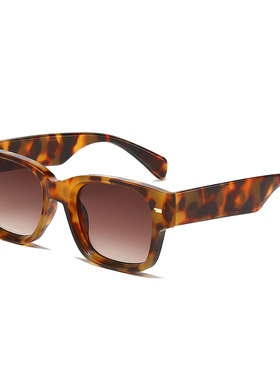 英国moleubak欧美小框个性多边形米钉太阳镜ins果冻色简约复古穿