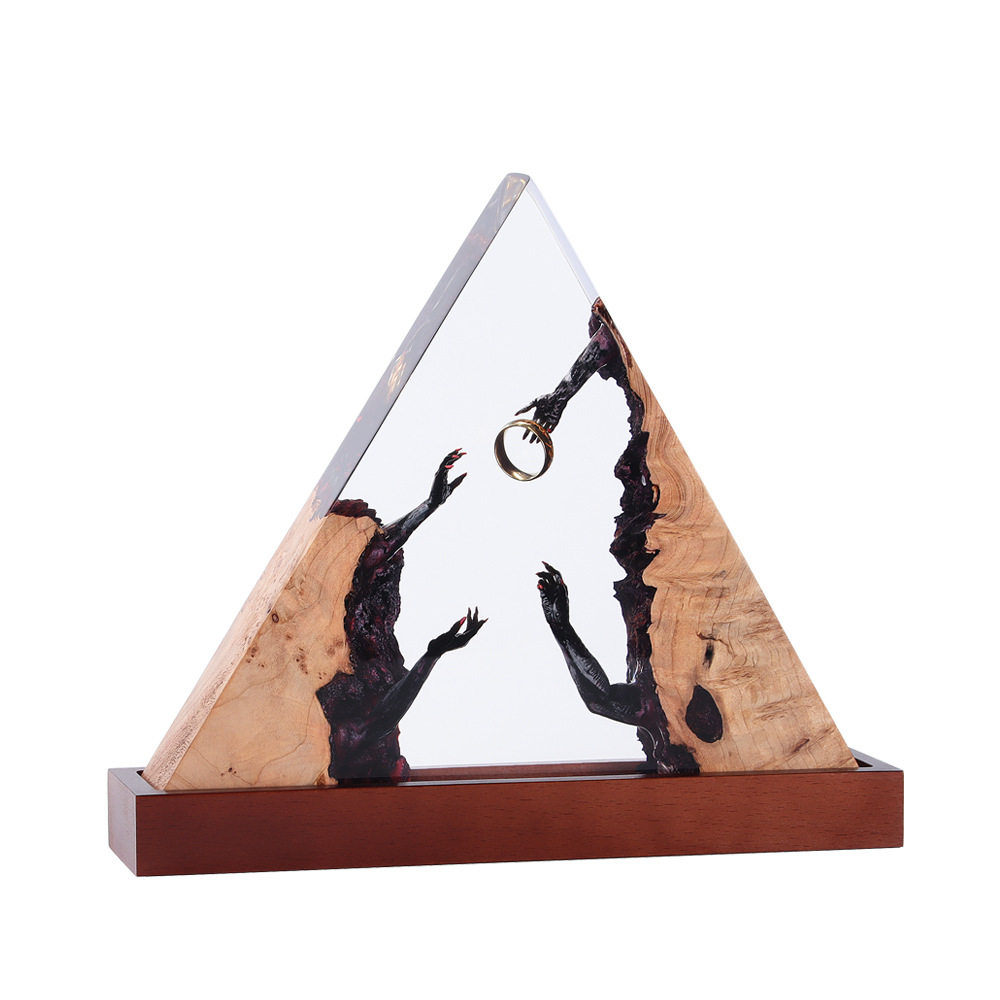 Large and small triangle magic ring resin handicraft magic hand