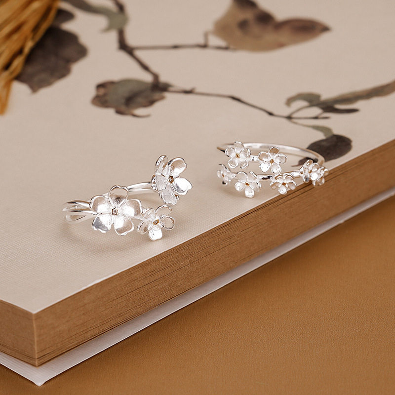 Japanese portney bell925 silver gentle temperament flower ring for women ins niche design ancient style stacking wear