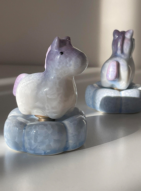 是带来好运与守护的小马摆件吖！