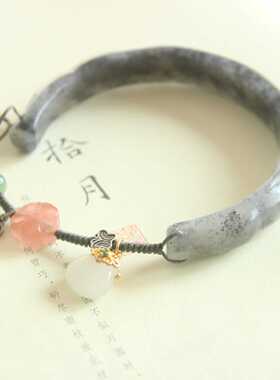 文艺复古风轻奢珠宝手饰墨瑶姑娘