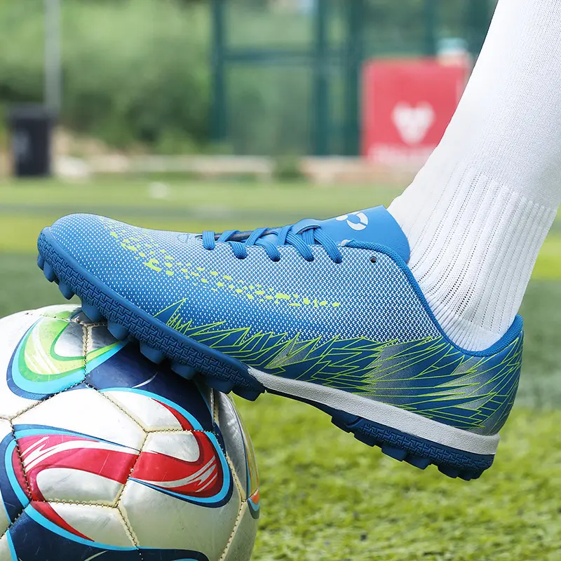 2025成人足球鞋男长钉少儿青少年学生轻便耐磨碎钉训练鞋运动鞋男