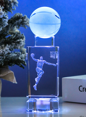 NBA球星生日礼物男生送同学男友兄弟 创意水晶篮球科比实用纪念品
