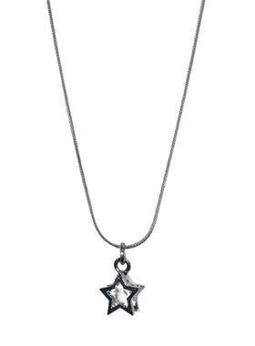 Hollow Star Necklace Womens Simple Chic Light LuxuryStar Nec