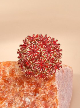 Fashionable Oversized Ball Flower Ring Simple Retro DiamondI