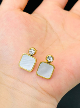 英国Chrry Koop白色方牌项链女转运珠锁骨链轻奢小众高级感简约