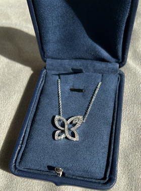 珠宝高级定制新款Lily Cluster钻石榄尖蝴蝶项链18K铂金钻石吊坠