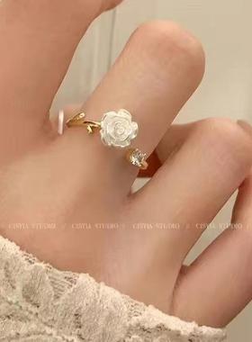 超温柔山茶花戒指女ins小众设计