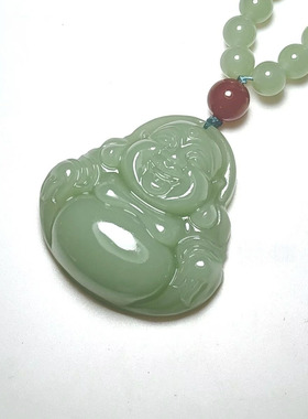 清水绿色佛公吊住项链