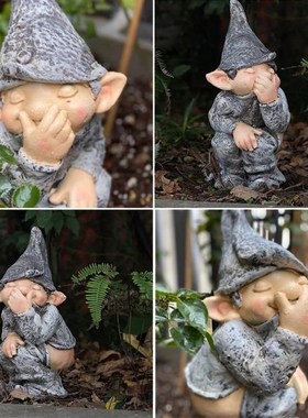 Outdoor Garden Dwarf Defecate Statue Pull Smelly Resin Craft